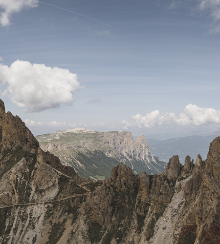sam-hike_©KOTTERSTEGER_250619_DJI_0839-33-Pano.jpg